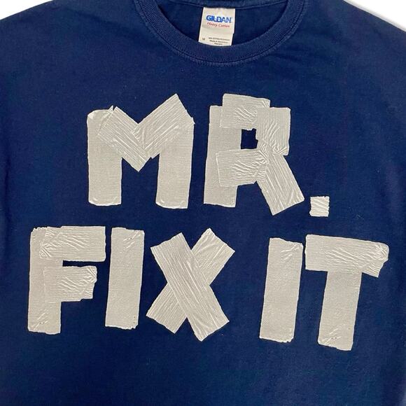 Gildan Mr Fix-It Men’s M Navy Blue Funny Graphic Tee Holiday Gift - Picture 2 of 6